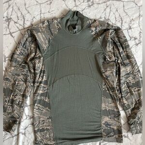 Massif Shirt Mens Small  Green Camo Airman Battle USAF USA Military Camp Utility